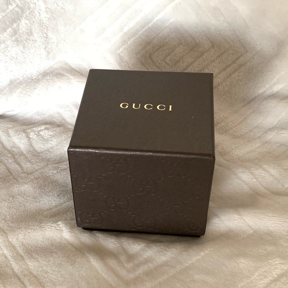 ‼️SOLD‼️Gucci Yellow Gold Icon Necklace - Picture 7 of 7